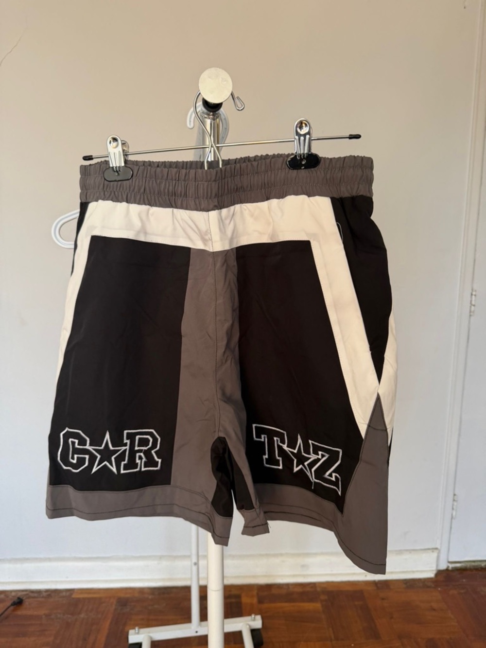 Men's Colorblock Athletic Shorts - Black & Gray